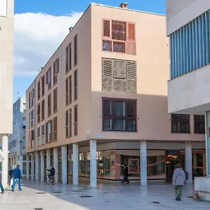 https://downtown-zadar-apartments.hotelinzadar.com